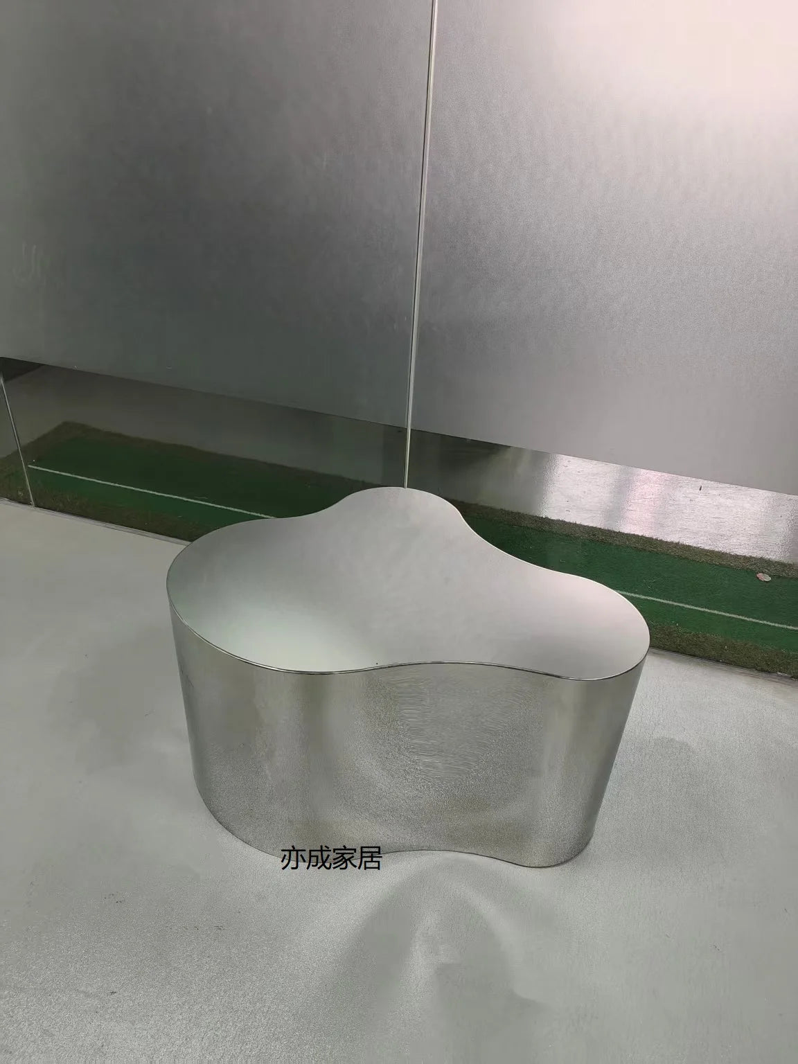 Metal Industrial Coffee Table Aesthetic Unique Minimalist Designer Side Table Modern Luxury Mesa Auxiliar Postmodern Furniture - Kimlud