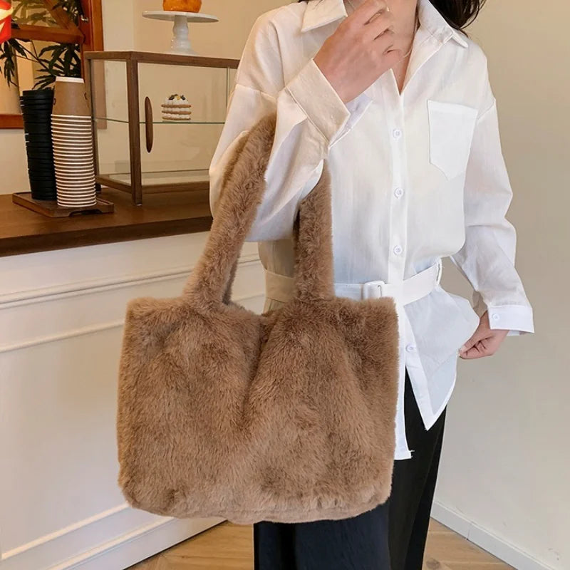 Women Versatile Cute Soft Plush Tote Bag Autumn Winter Faux Fur Shoulder Bag Purses Female Handbags Fluffy Shopper Bag