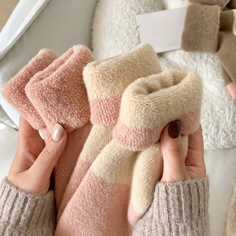 6Pcs (3 Pairs Mixed Colors) Thick Socks, One Size Fits All, Women's Autumn and Winter Mid-Calf Socks, Trendy Style, Winter High-Top Fleece-Lined Thickened Warm Solid Color Terry Long Socks - Kimlud