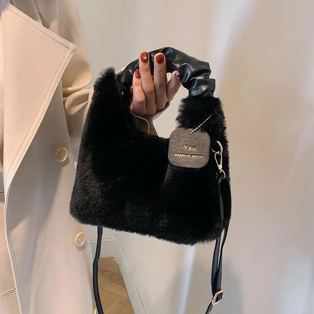 New Winter Plush Handbag Small Half Moon Crossbody Bag Simple Elegant Cute Ladies Shoulder Bag