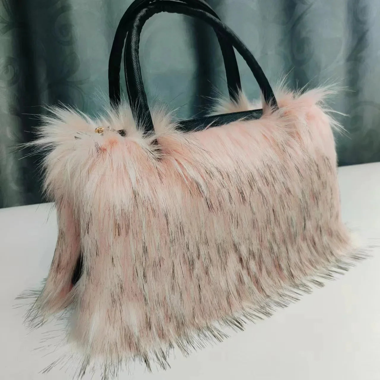 New Winter Plush Bag Long Fur Handbag Women's Crossbody Bag Fashion Trend Shoulder Bag Purses and Handbags