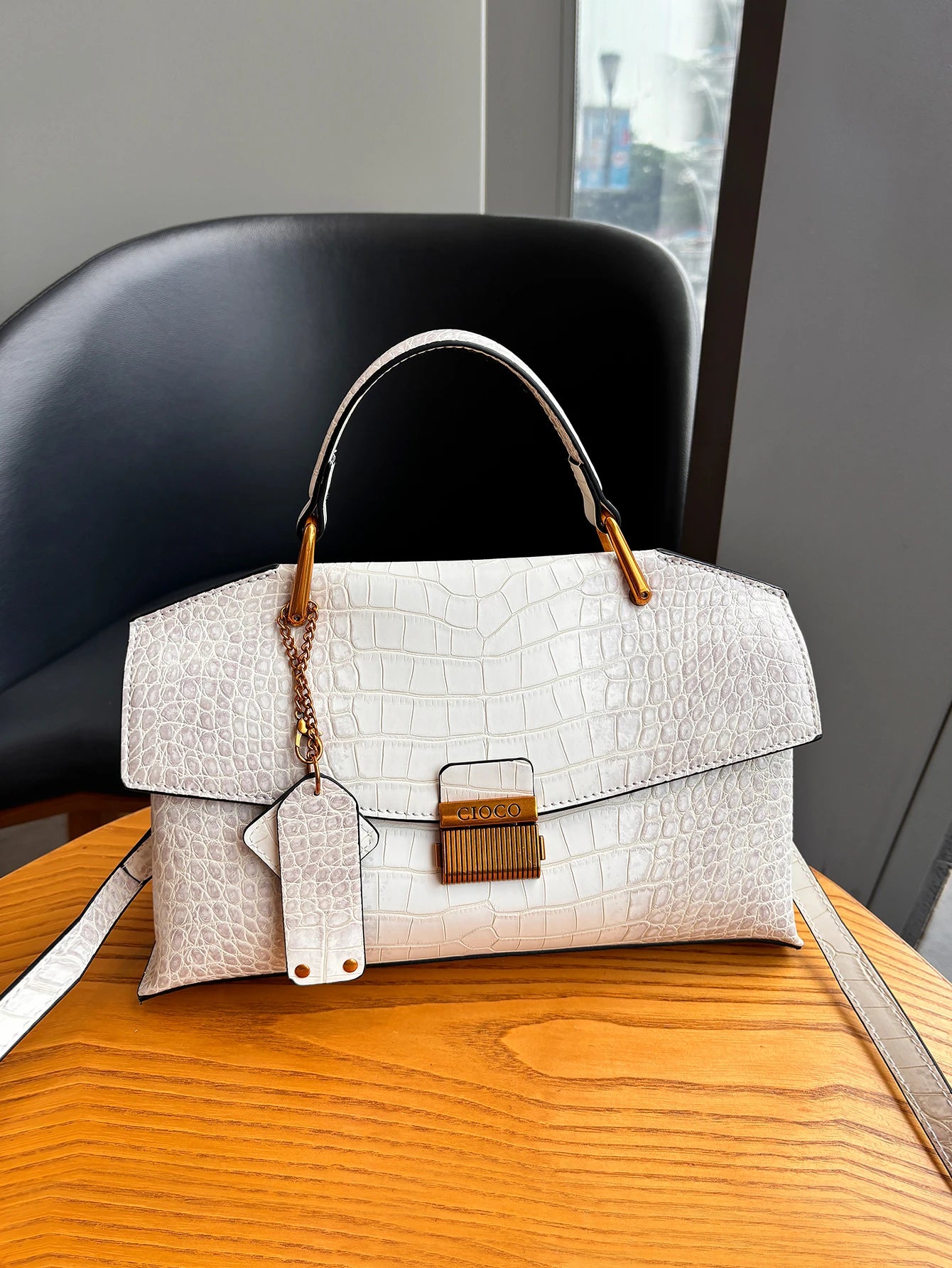 2026 New Retro Blue Snake-Shaped High-Grade Handbag Fashion Luxury Handbag Lightweight Large-Capacity One-Shoulder...