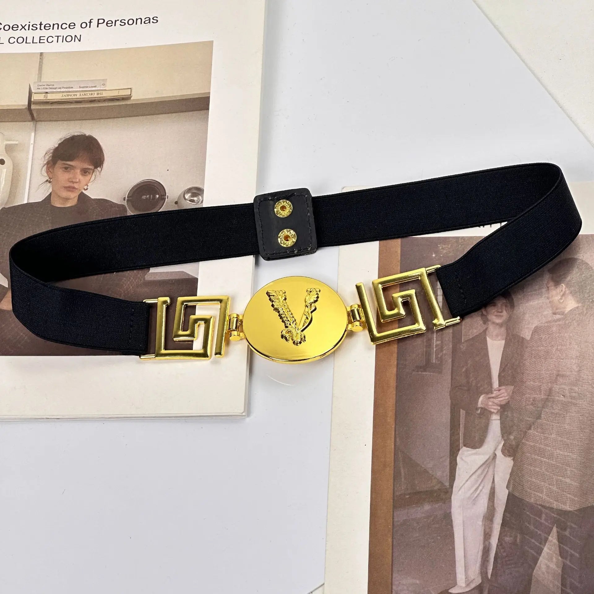 2026 New round gold color silver color alphabet belt luxury dress long waist chain designer belt women's fashion accessories