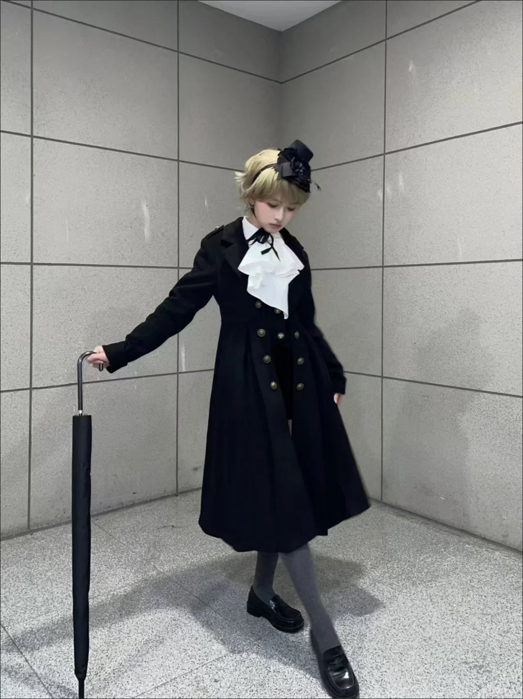 British Style Retro Dark Goth Handsome Black Trench Coat Women Girls Lolita Fake Two Vest White Coats Jacket Y2k Cosplay Clothes