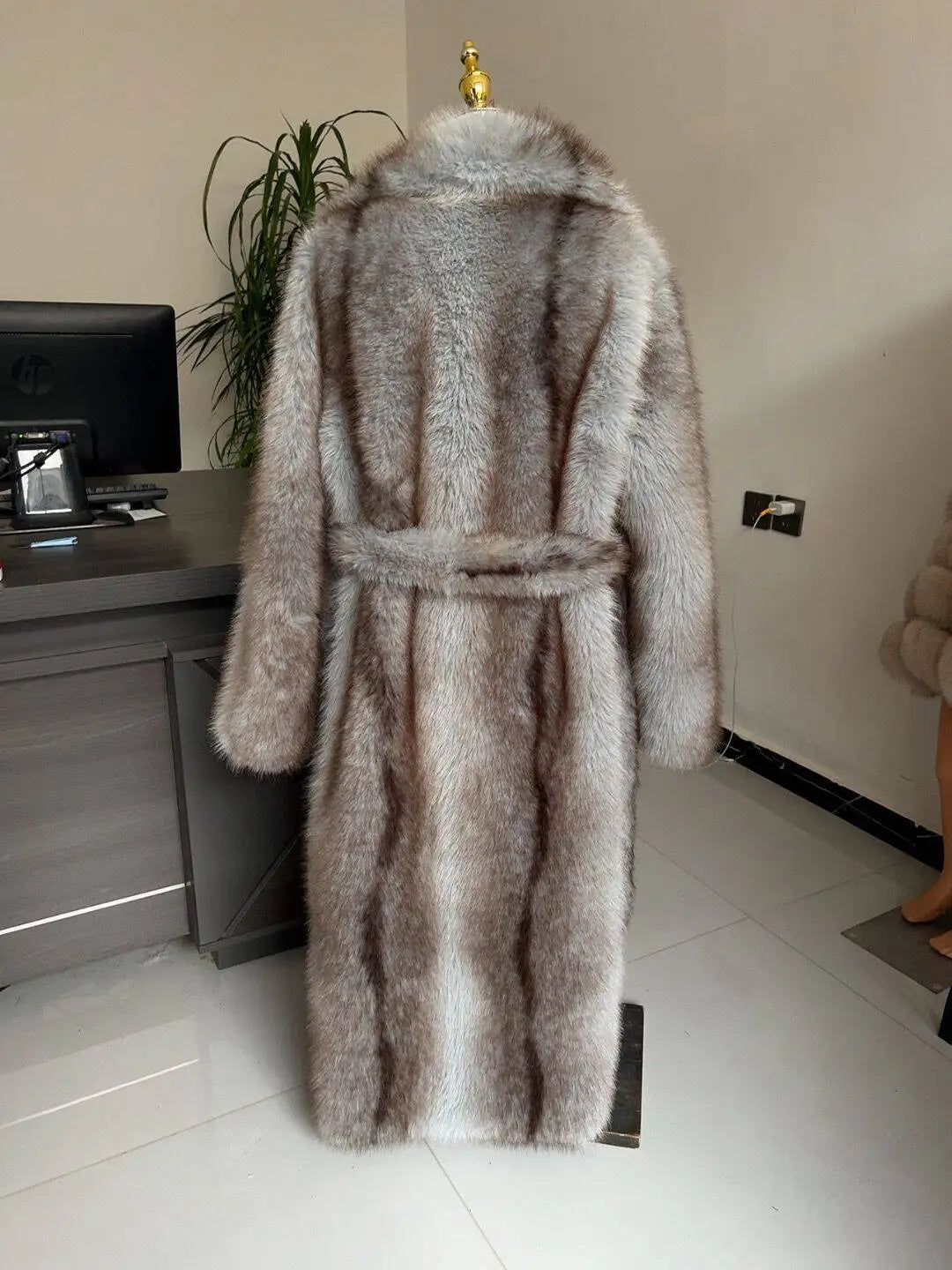 LHXDW New Style Women's Faux Fur Coat Long Waistband Design New Style with Black Imprint and Large Collar Faux Fur Jacket - Kimlud