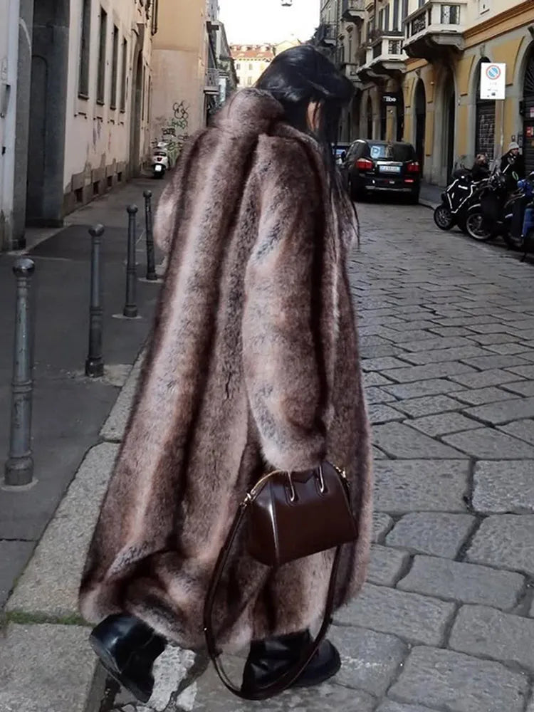 Fashion Brown Faux Fur Overcoat Women Luxury Lapel Long Sleeve Fluffy Coat 2025 Winter Female Thicken Warm High Street Outwear