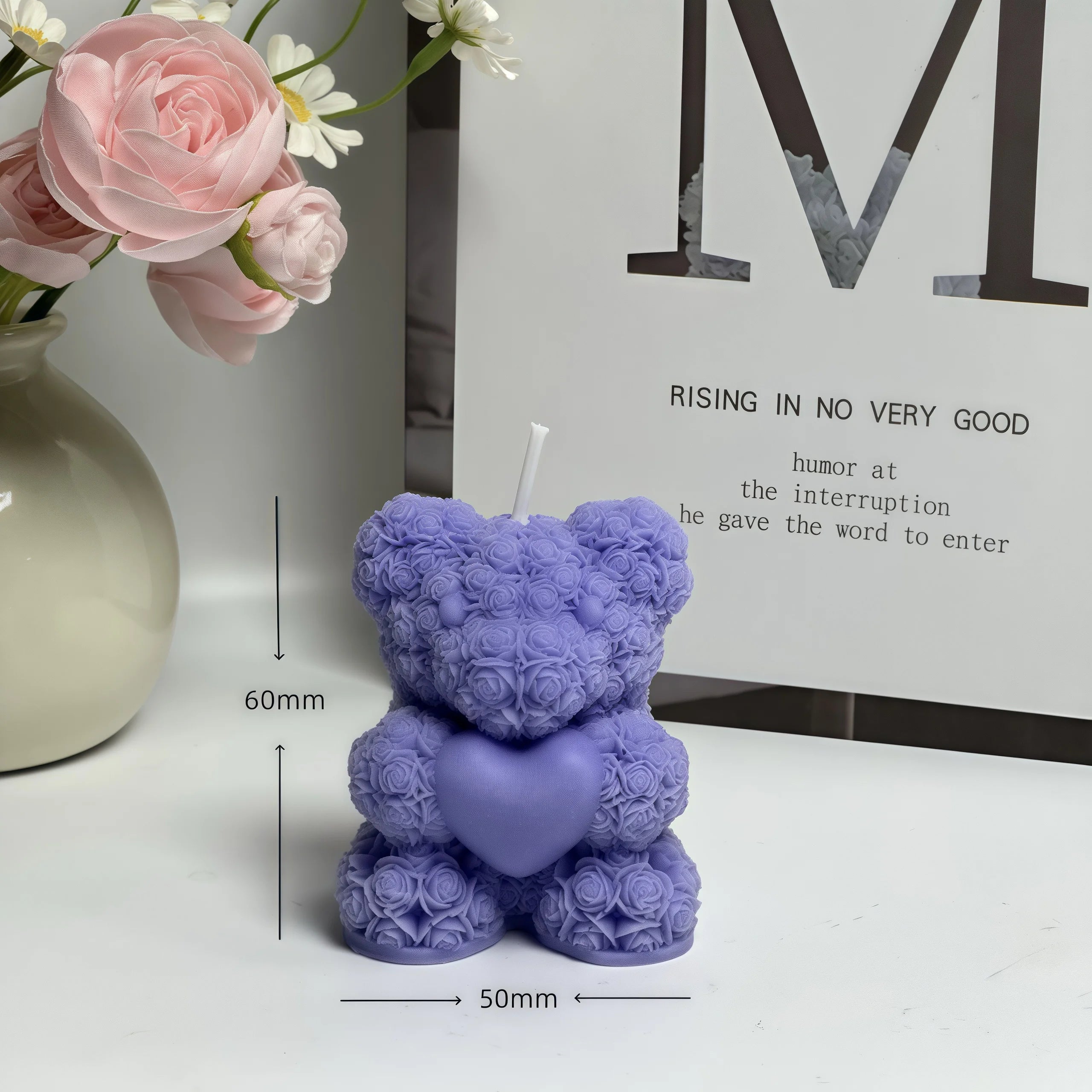 Cute bear low-temperature scented candle, skin-friendly, couple handcrafted anti-scald, romantic scene props that can be torn of