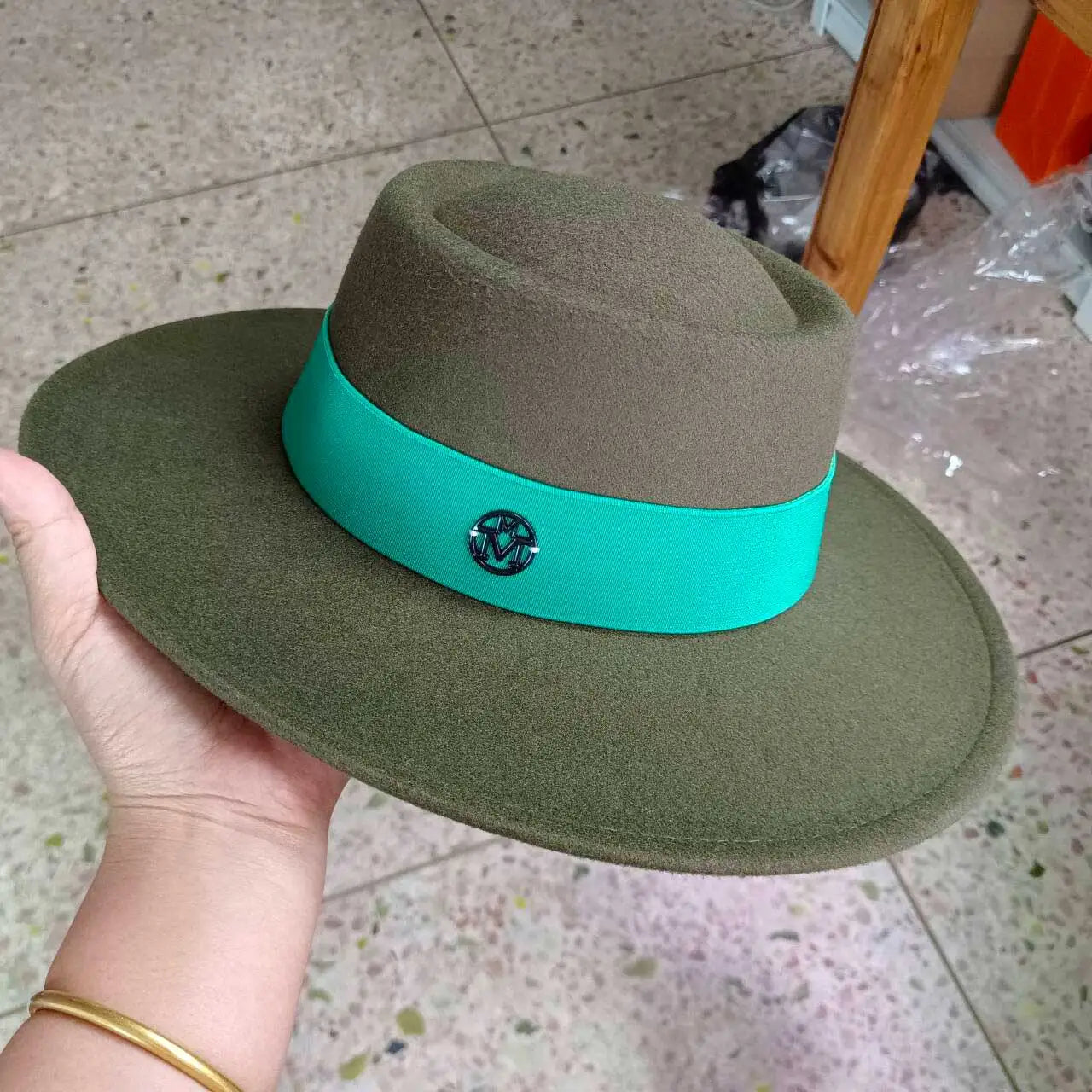 French felt hat Flat-top Autumn and winter felt hats Letter accessories women's wide-brimmed hat sombrero fedora sombrero