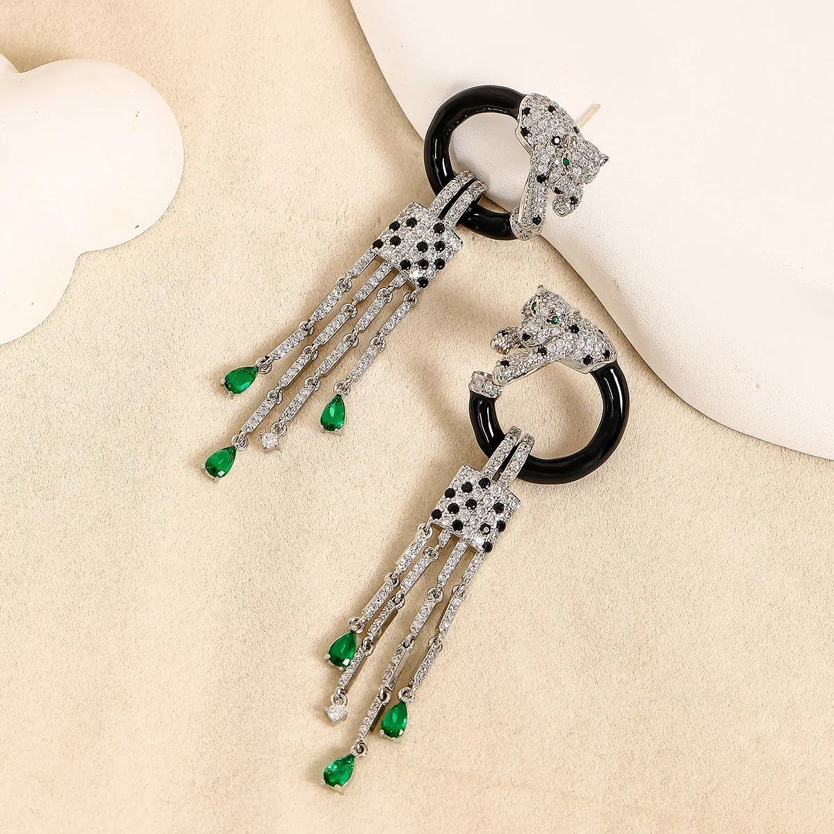 Women New openwork Earrings 925 Silver Needle Leopard Head Tassel inset Zircon