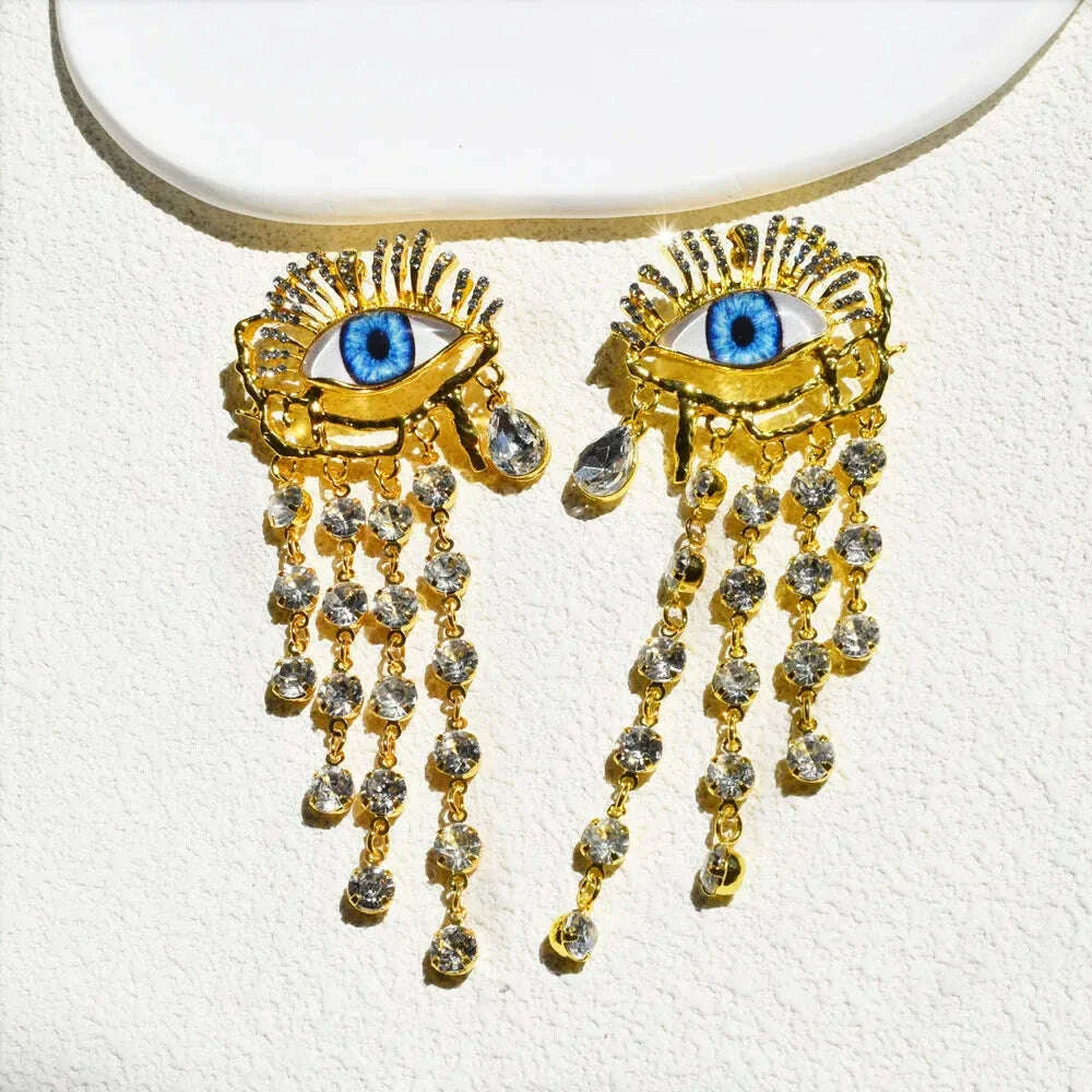 Vintage Ethnic Golden Eyes Chain Dangle Earrings For Women Fashion Jewelry Baroque Style Lady Statement Earrings  Accessories