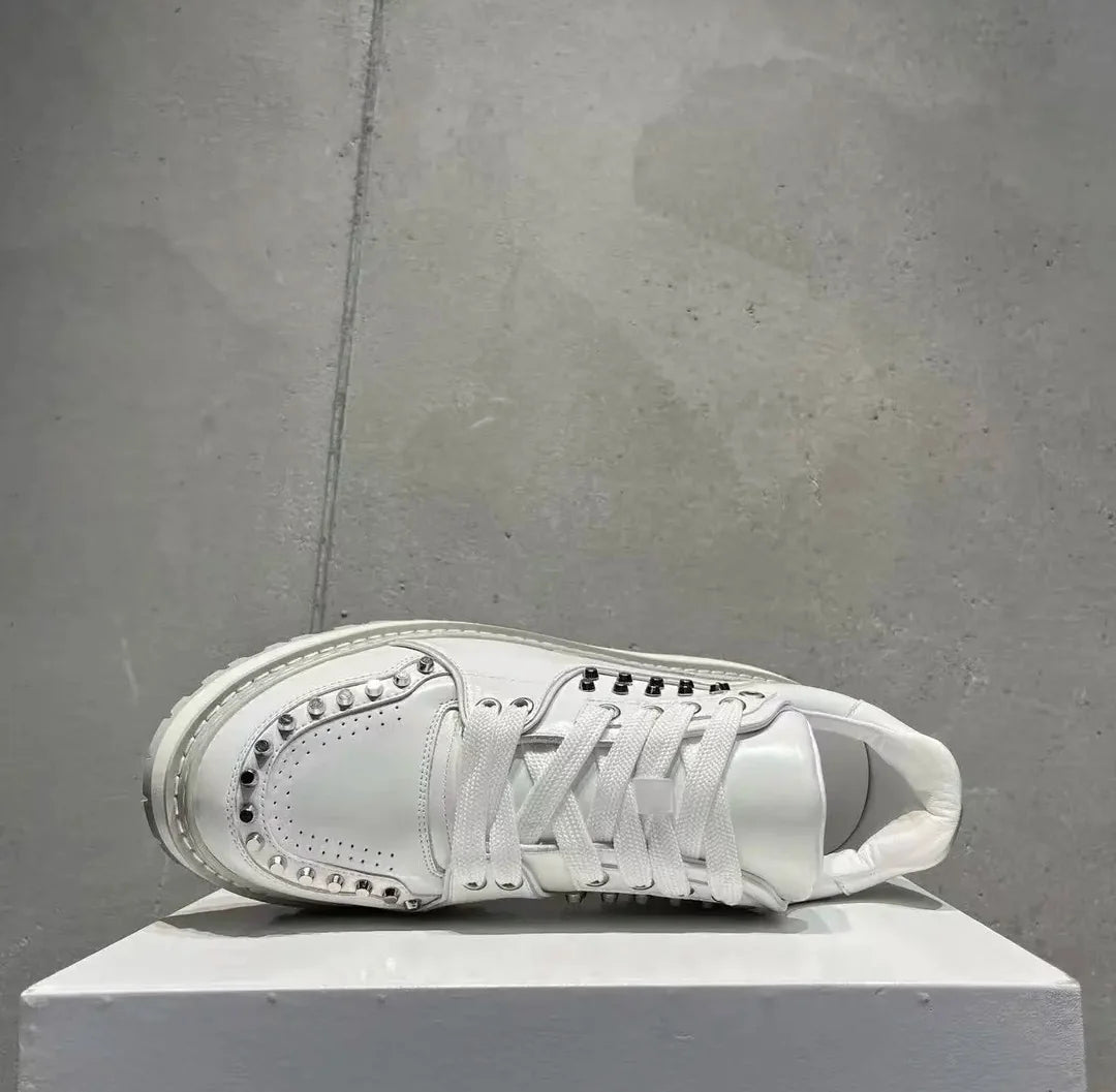 Men's Genuine Leather Casual Shoes White European Metal Rivet Design Board Shoes Thick Soled Trainers Height Increasing Sneakers