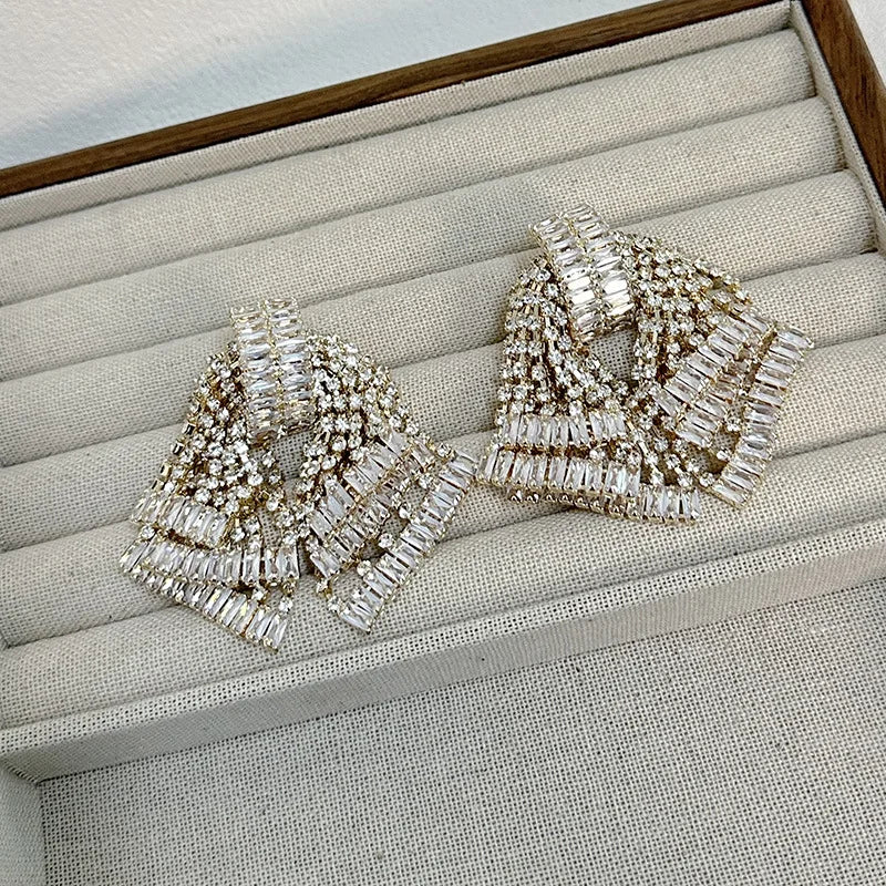 Europe and the United States light luxury high-grade sense zircon rhinestone tassel earrings girl style dress dinner earrings