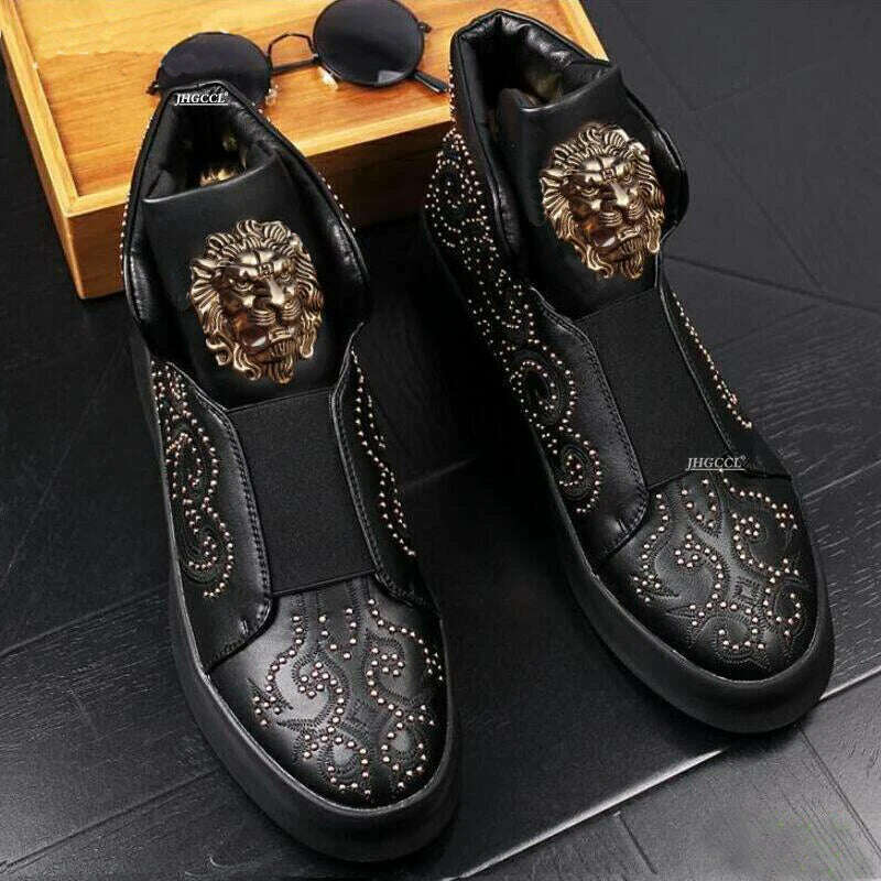 Brand designer men's boots High quality thick low rivets leather loafers casual board shoes
