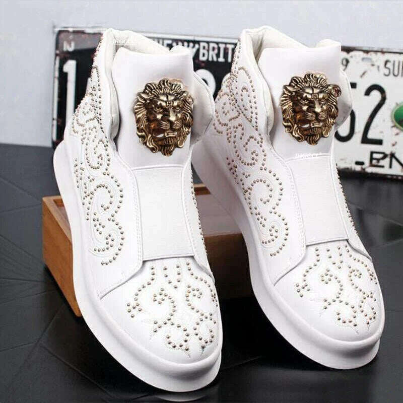 Brand designer men's boots High quality thick low rivets leather loafers casual board shoes
