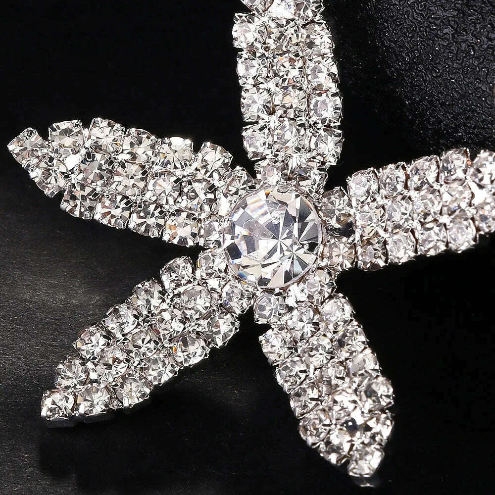 Delicate Rhinestone Flower Drop Earrings High Quality Jewelry Women Exaggerated Design Bridal Dangle Earrings for Wedding Gift