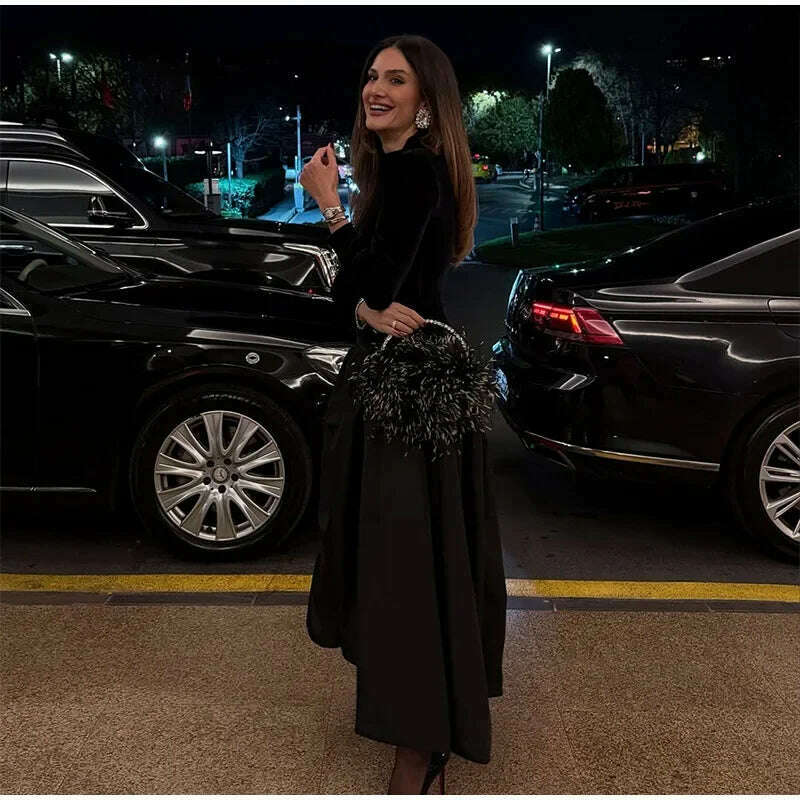 Elegant Velvet Patchwork Pleated Hem Black Maxi Dress Chic Mock Turtleneck Full Sleeve A-line Robes 2024 Winter Lady Party Gowns