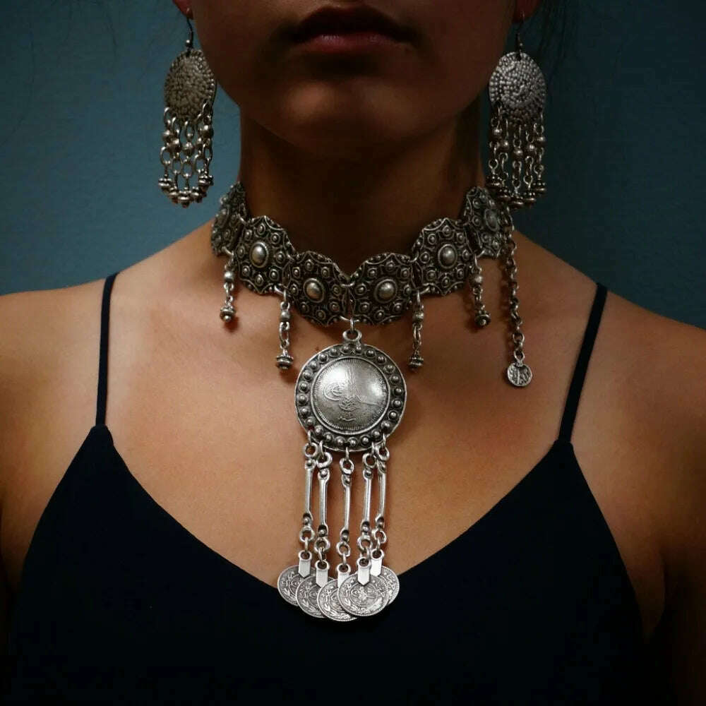Ethnic Gypsy Vintage Metal Coin Tassel Necklaces Carved Flower For Women Boho Tibetan Silver Necklaces Turkish Tribal Jewelry