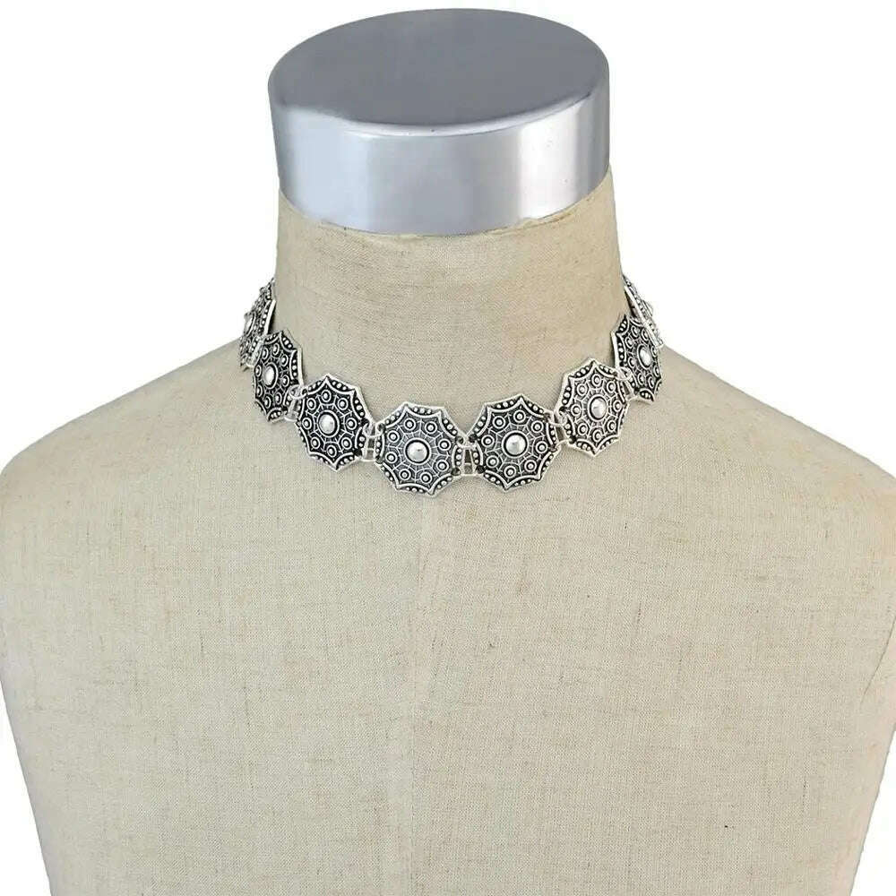 Ethnic Gypsy Vintage Metal Coin Tassel Necklaces Carved Flower For Women Boho Tibetan Silver Necklaces Turkish Tribal Jewelry