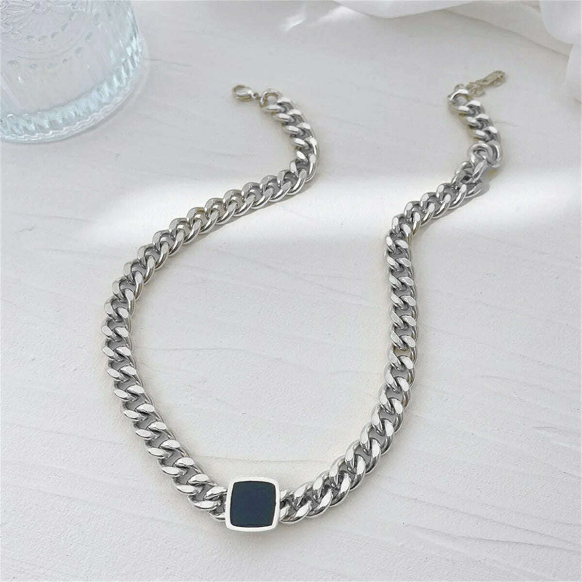 Fashion Jewelry Personalized and Exaggerated Titanium Steel Thick Chain Necklace Versatile Black Square Pendant For Women