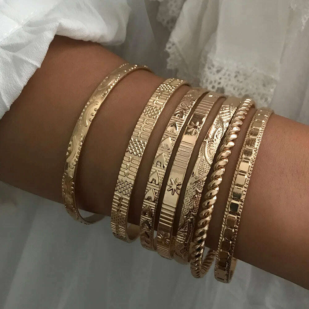 New Fashion Boho Punk Golden Cuff Bracelets & Bangles For Women Love Pulseiras Bangle Set Feminina Jewelry Charm Gifts B051