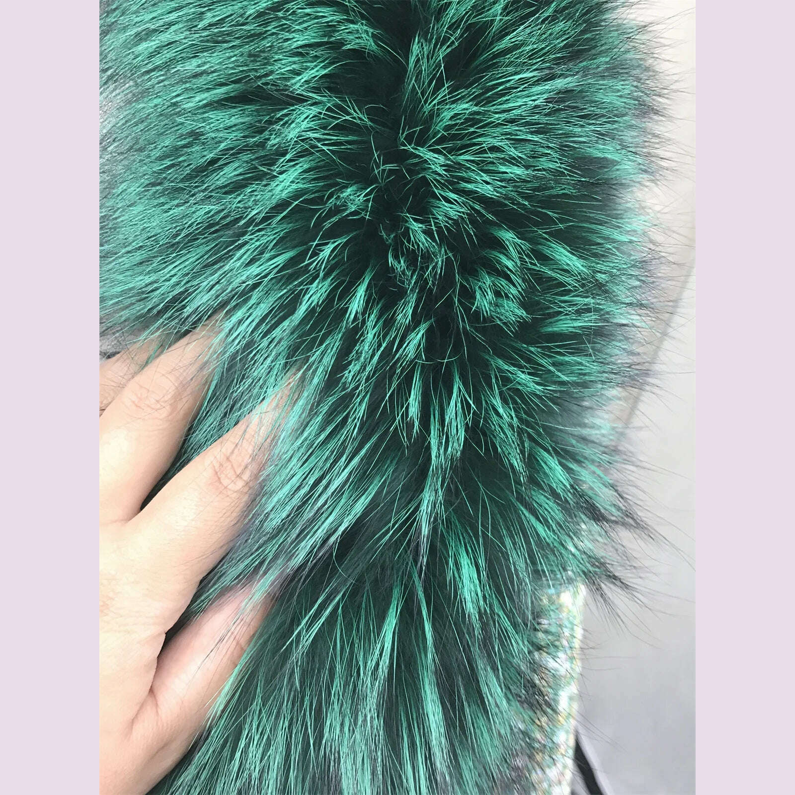 Short Coat with Real Fox Fur Collar for Women, Big Woolen Coat, Big Cuffs, Front Belt, Green Color, Autumn and Winter Fashion