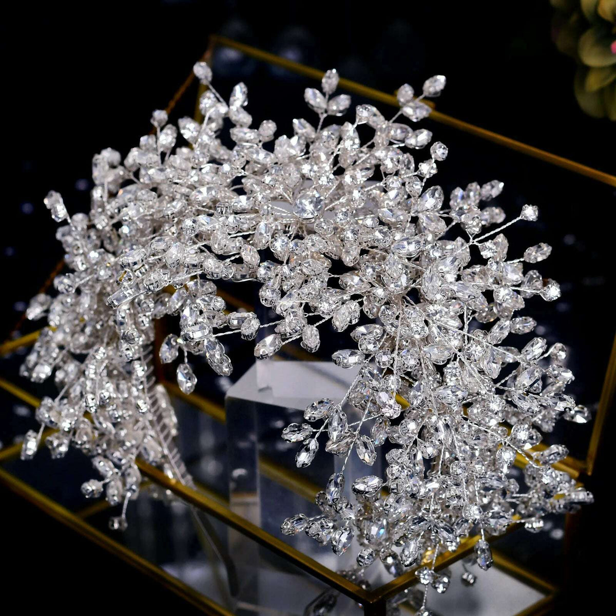 YouLaPan Bride Exquisite Headband Tiara Full Rhinestone Bridesmaid Hair Band Women Fashion Headwear Wedding Accessories HP385