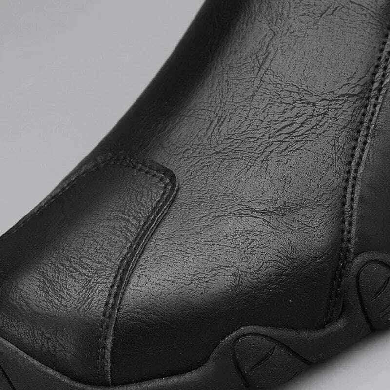 2025 New Casual shoe for Men Luxury Round Toe Men Ankle Boots Light Slip on Walking shoe Outdoor Comfor Men High Top Sneakers