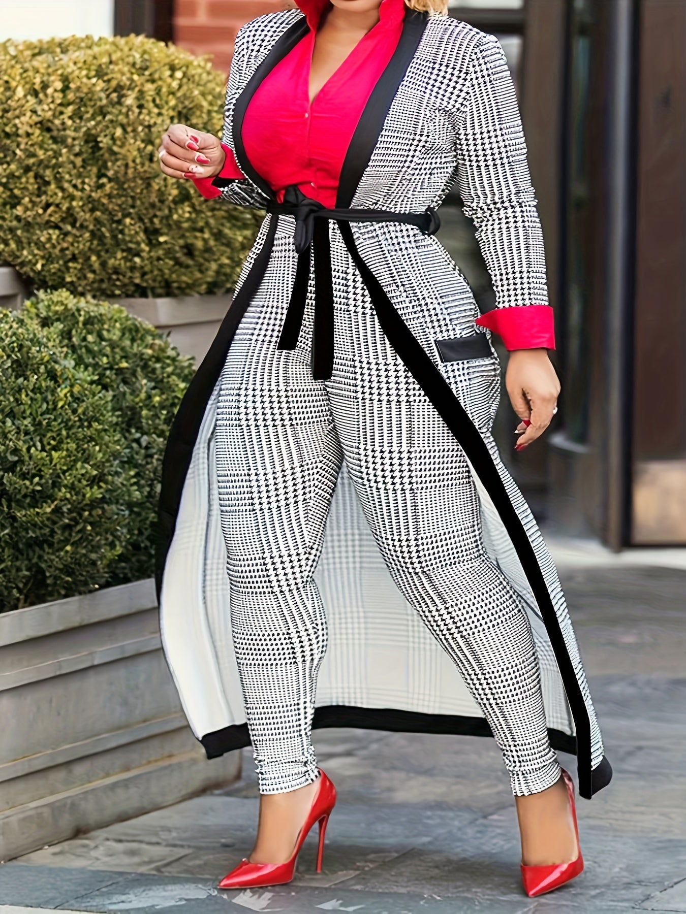 Plus Size Elegant Houndstooth Co-ord Set - Soft Polyester Knit Fabric with Elastane for Comfort, Belted Long Cardigan with Cardigan Collar, Slim Fitting Pants with Slight Stretch for Flattering Silhouette - Ideal for Work or