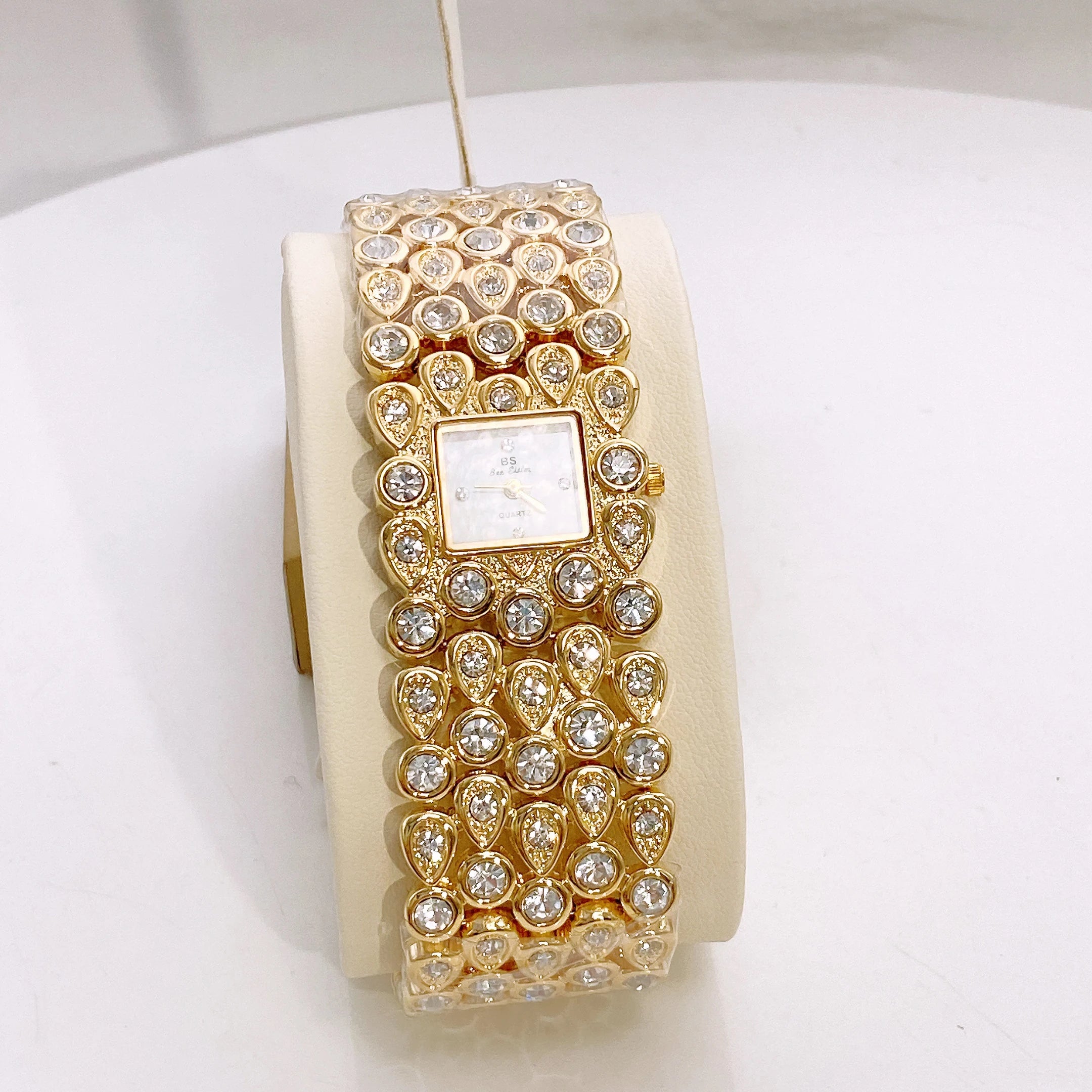 Latest Popular Fashion Gold Plated Bangle Bracelet Watch Wedding Party Gift Birthday Bridal Wristwatch