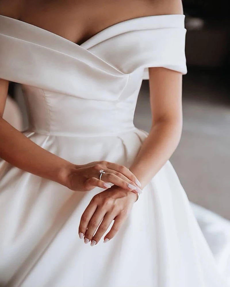 LORIE Princess Wedding Dresses Satin Vintage Off The Shoulder Wedding Bride Dresses Long Train White Wedding Ball Gown...