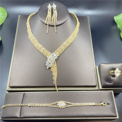 4 pcs Vintage Elegant Rhinestone Crystal Wedding Bridal Jewelry Set Europe Necklace Earring Bracelet Ring Costume...