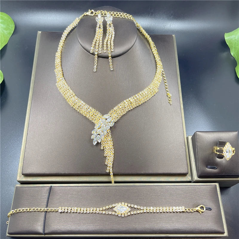 4 pcs Vintage Elegant Rhinestone Crystal Wedding Bridal Jewelry Set Europe Necklace Earring Bracelet Ring Costume...