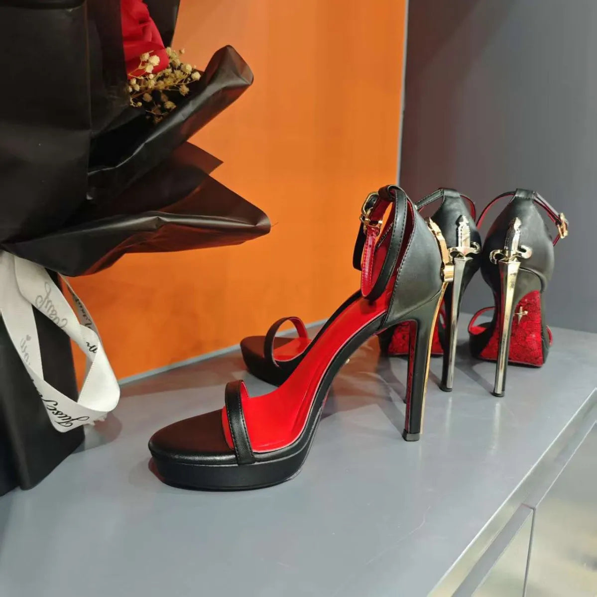 Retro Dress High-Heeled Shoe Pendant with Stiletto Heel Anti-Slippery Rubber Outsole Buckle Strap and Lightweight Design - Kimlud