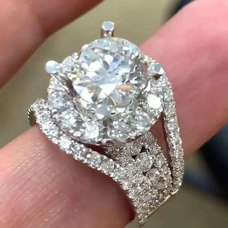 Huitan Women's Rings for Wedding Engagement Accessories Luxury Cubic Zirconia Ring Modern Design Evening Party Lady's Jewelry