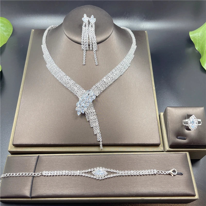 4 pcs Vintage Elegant Rhinestone Crystal Wedding Bridal Jewelry Set Europe Necklace Earring Bracelet Ring Costume...