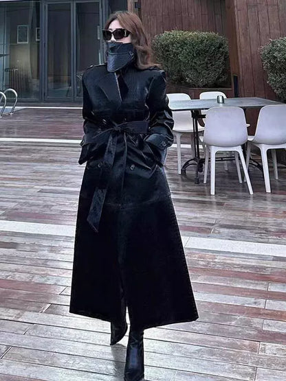 Yujie Cool and Chic Crocodile Pattern Patent Leather PU Leather Coat Outerwear Women Autumn New High-Grade Mid-Length Waist Hugging Trench coat