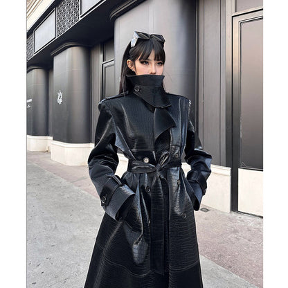 Retro Fancy Black Textured Windbreaker for Women 2025 Winter New High Neck Temperament Waist-Controlled Long Fur Coat