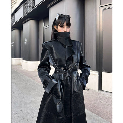Retro Fancy Black Textured Windbreaker for Women 2025 Winter New High Neck Temperament Waist-Controlled Long Fur Coat