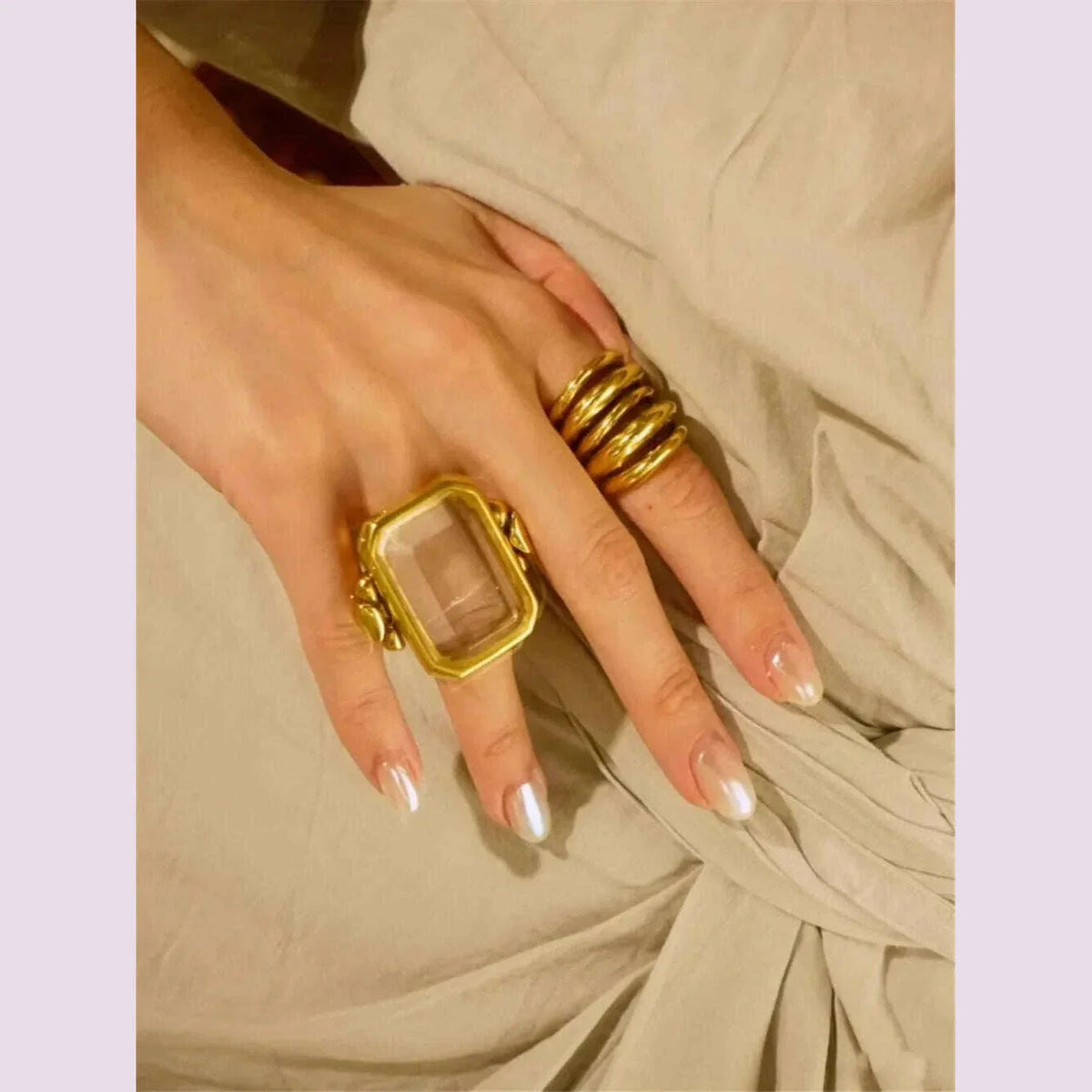 Fashion Square Natural Stone Crystal Ring Gold Color Metal for Women Brass Jewelry  2024 Light Luxury European And American