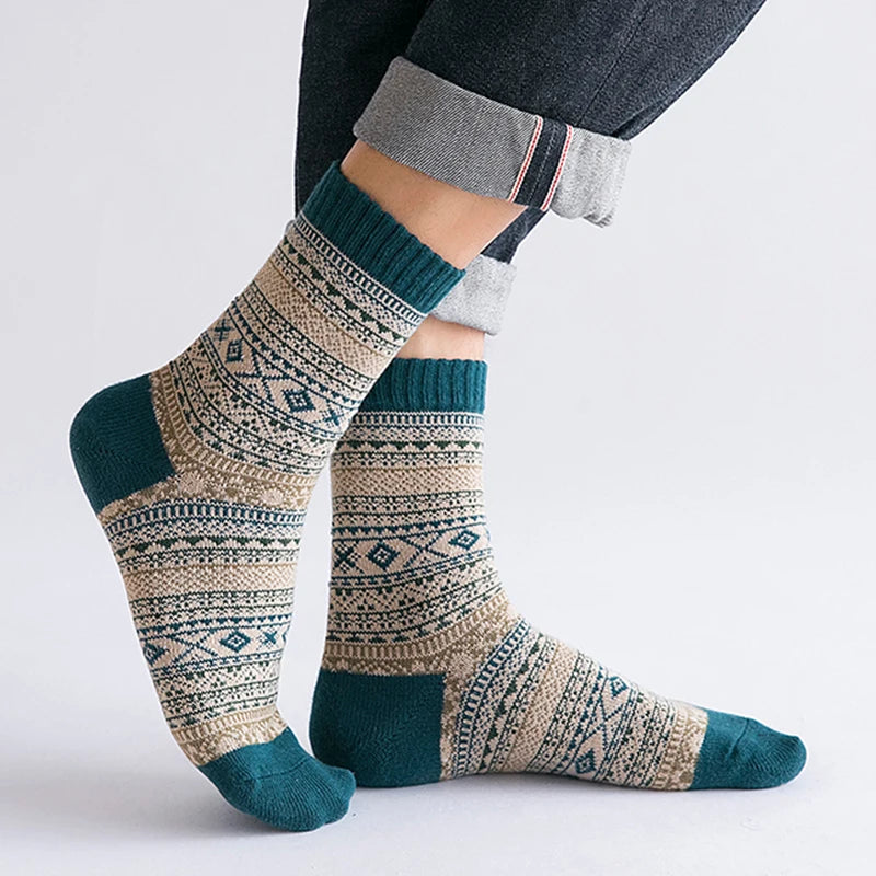 HSS Brand 5 Pairs Winter Men's Socks Thicken Sheep's Wool Socks Warm Men Retro Style Colorful Fashion Man Socks For Snow boots - Kimlud