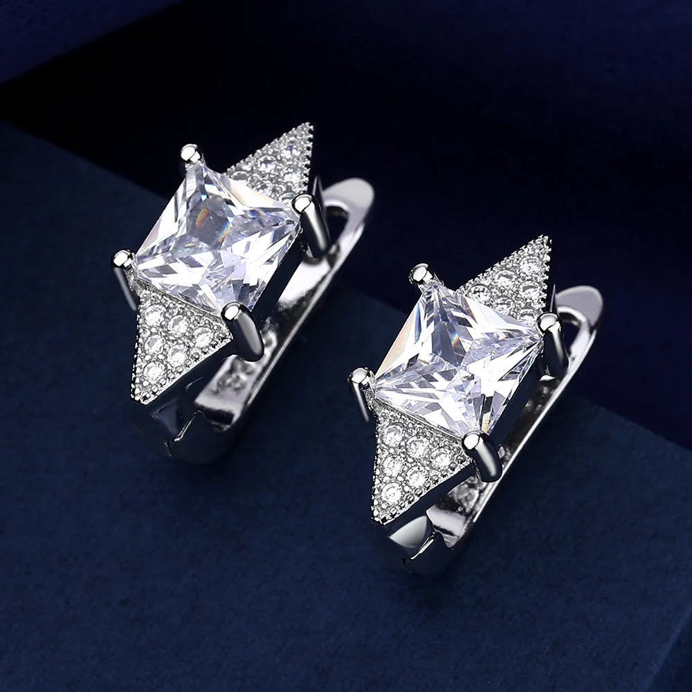 Wholesale Sweet Sapphire Earrings Jewelry Oval Shape Zircon Gemstone Stud Earrings Accessories Women Wedding Engagement...