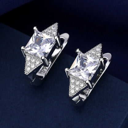 Wholesale Sweet Sapphire Earrings Jewelry Oval Shape Zircon Gemstone Stud Earrings Accessories Women Wedding Engagement...