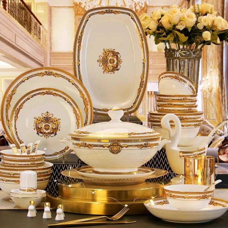 European Gold Luxury Tableware Designer Wedding Party Fine Bone China Dinnerware Sets Christmas Restaurant Vaisselle Dishes