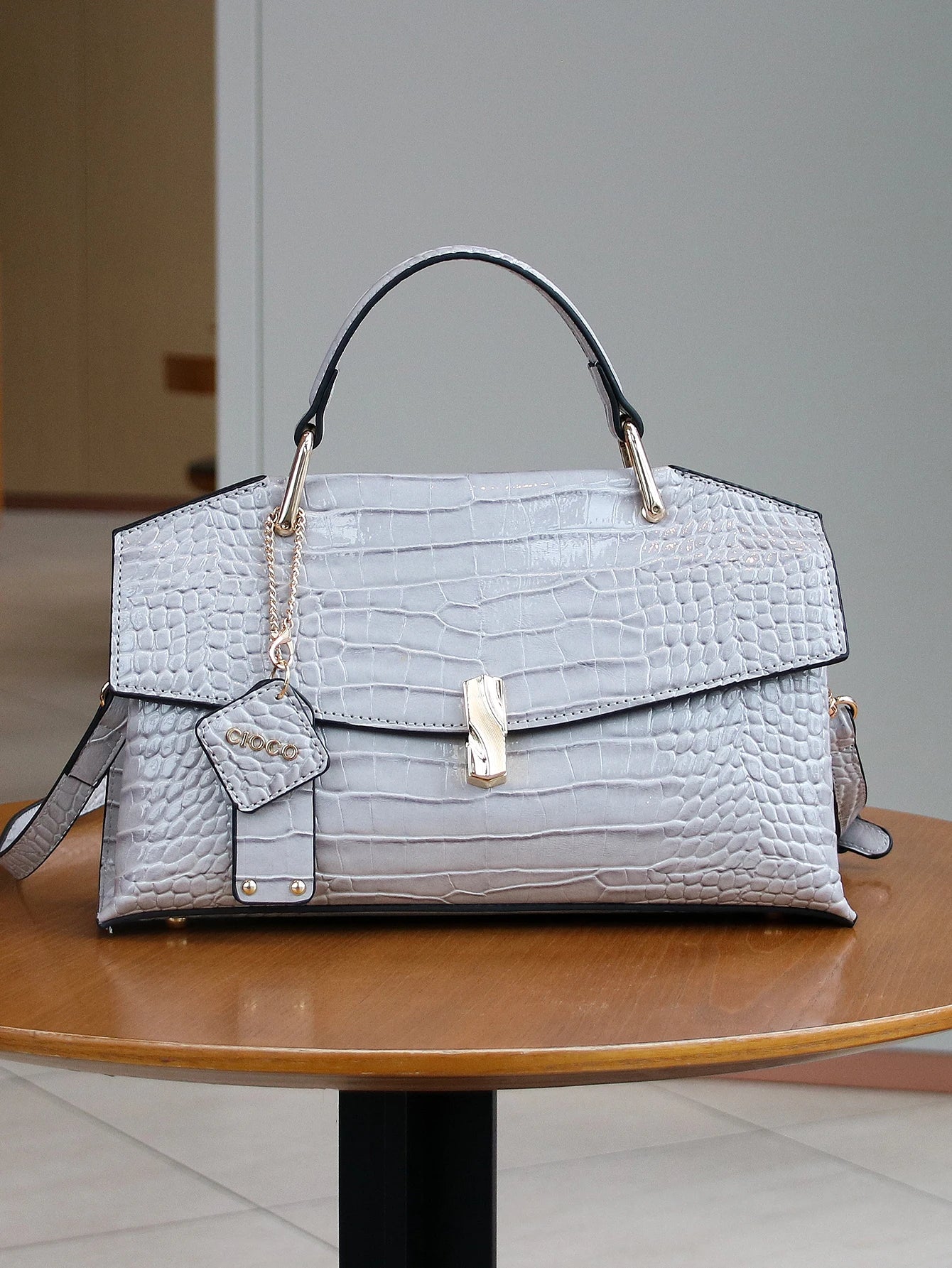 2026 New Retro Blue Snake-Shaped High-Grade Handbag Fashion Luxury Handbag Lightweight Large-Capacity One-Shoulder...