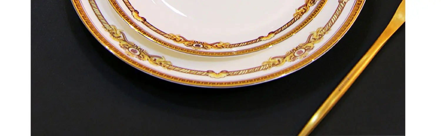 European Gold Luxury Tableware Designer Wedding Party Fine Bone China Dinnerware Sets Christmas Restaurant Vaisselle Dishes