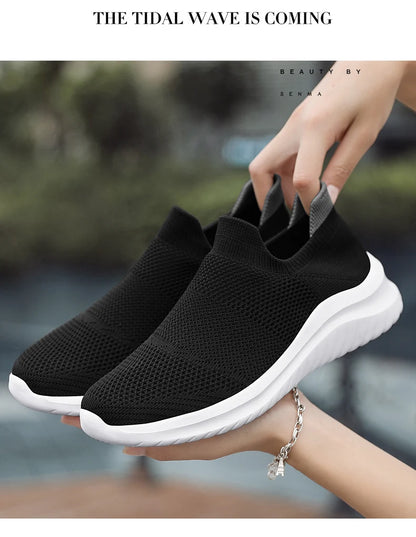 Men Shoes Sneakers Breathable Mesh Slip on Running Shoes Outdoor Non-Slip Couple Jogging Training Hiking Sports Shoes