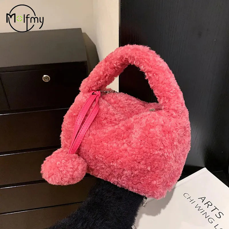 Handbag Women Faux Fur Plush Women's Bags Lady Shoulder Crossbody Bag Casual Tote Half-Moon Hobos Winter Bags for Women 2025 New