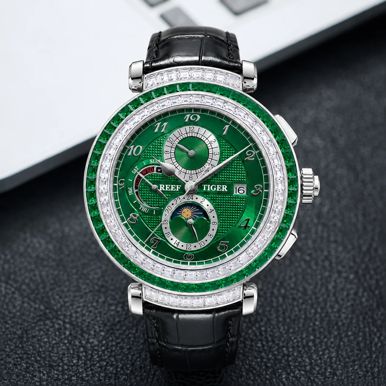 Reef Tiger Luxury Men's Automatic Mechanical Watch Green Dial Moon Phase Date Genuine Leather Strap Waterproof Dress...