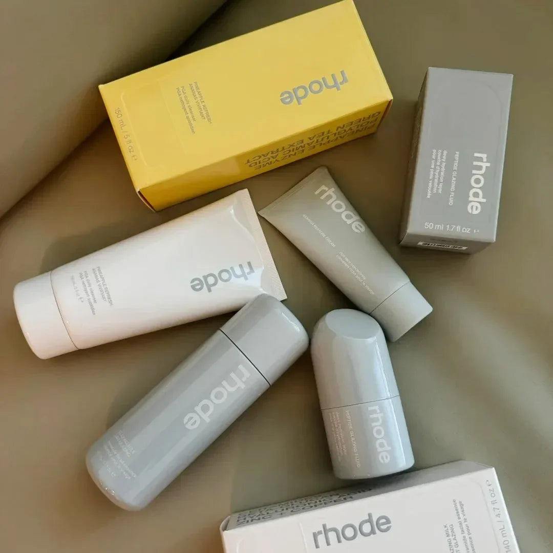 Hot Lasting Moisturizing Lipstick Powder Blusher Phone Case Mild Repair Skin Barrier Moisturizer Facial Cleanser Lip Gloss