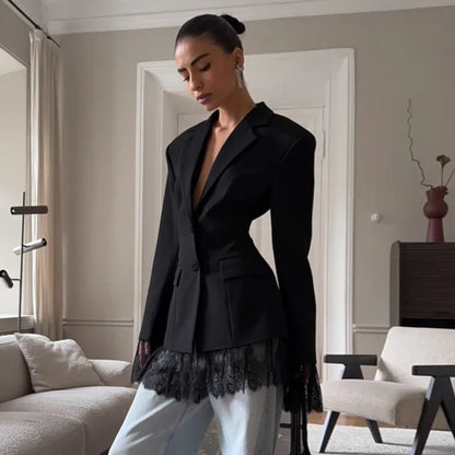 2025 Autumn and Winter New Fashion Black Small Suit Solid Jacket Design Sense Lace Splicing Commuting Long Sleeved Top Coat